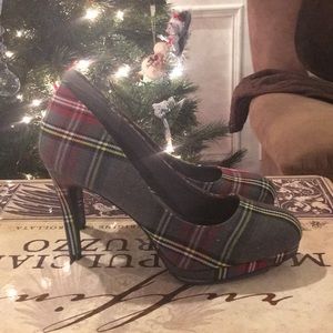 Fioni Plaid Pumps - Worn once - 9.5 Womens